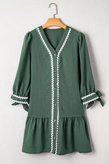 Contrast Ricrac Trim Button V Neck Knotted Bracelet Sleeve Shift Dress