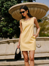 Cotton & Linen Button-Back Pocket Detail Dress