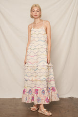 Groovy Mode Embroidered Dress