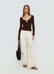 Serelle Long Sleeve Bust Detail Top Chocolate